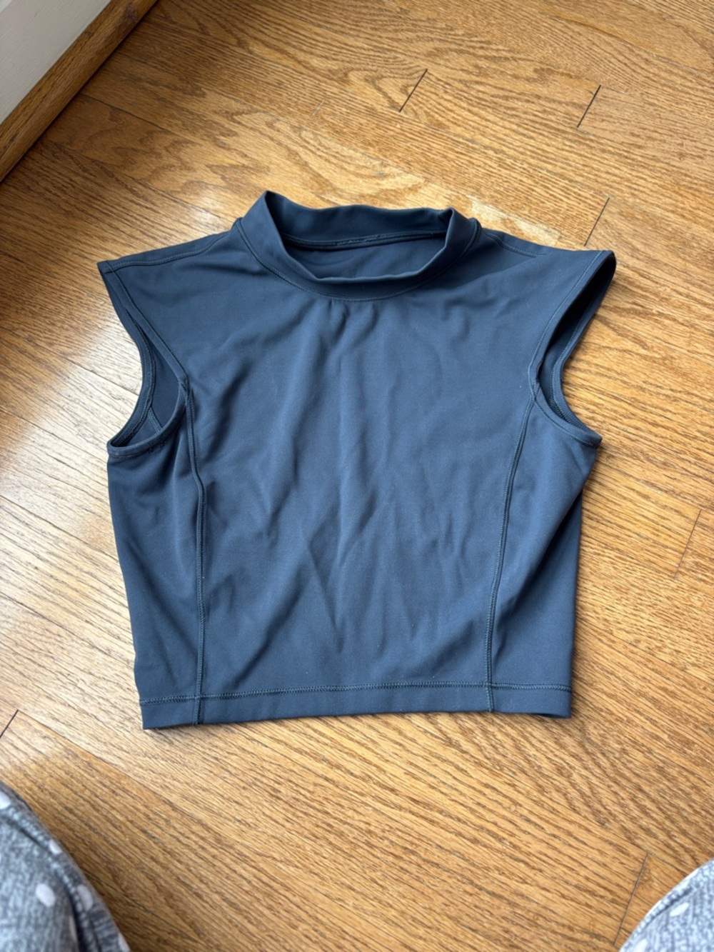 Lululemon Sleeveless Mock Neck Crop Top - Navy